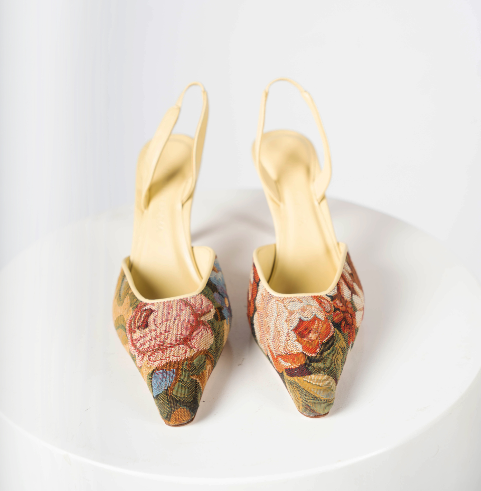 Besat Heels VI