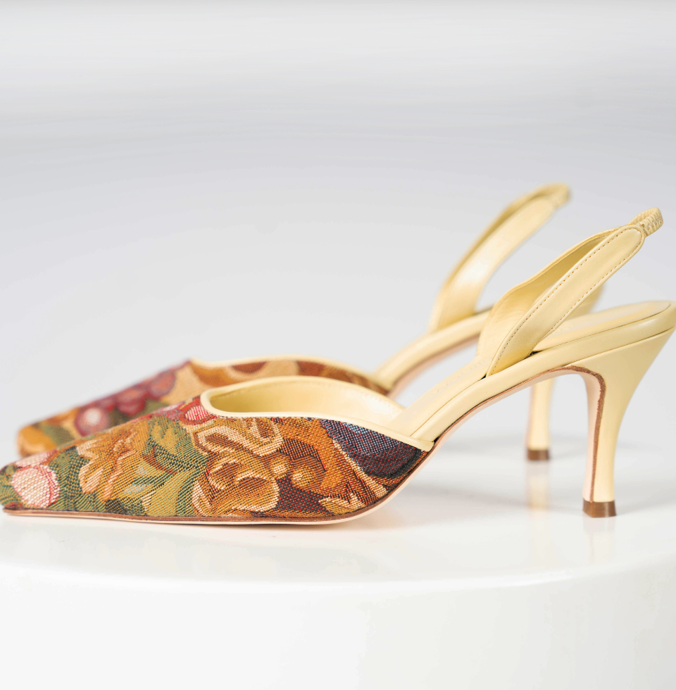 Besat Heels IV